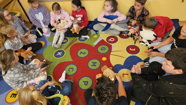 Projekt BAREVNÁ ŘÍŠE ZVÍŘAT